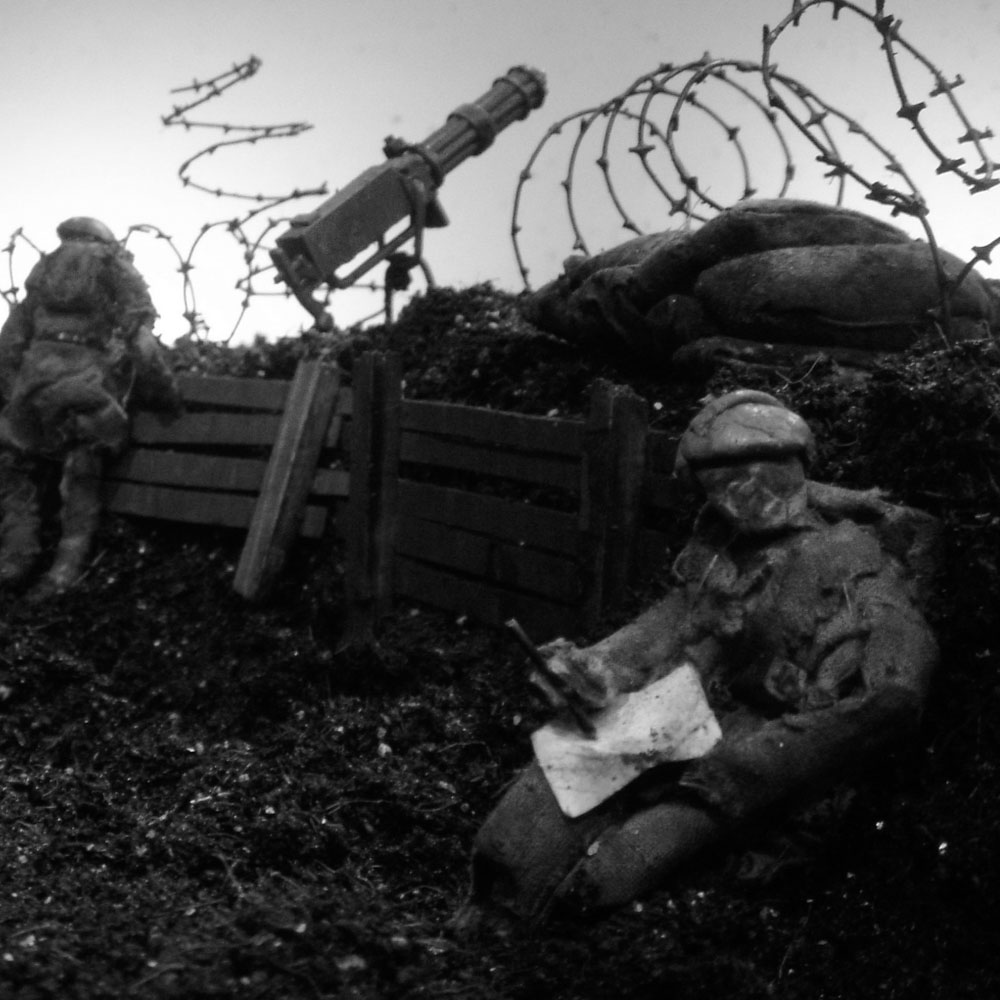 Mannen in loopgraven midden in de oorlog