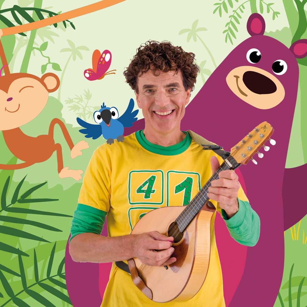 Voorstellingsbeeld van Dirk en de Storyzoo: persoon met een ukelele tegen een achtergrond met cartoonachtige jungle dieren en planten.