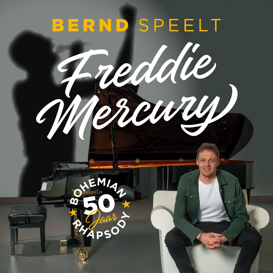 Bernd van den Bos zit voor vleugel met schaduw van zingende Freddie Mercury op de muur en tekst in beeld.